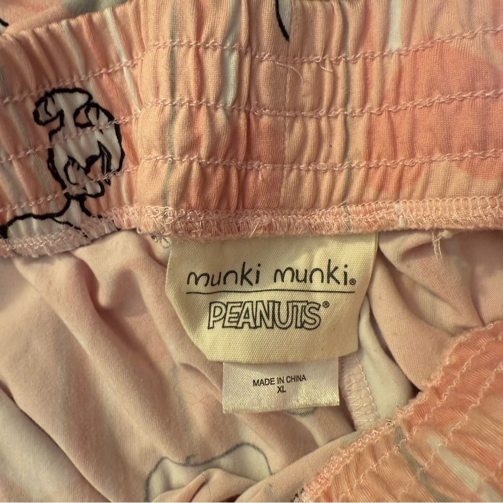 Like New Munki Munki x Peanuts Snoopy Valentine’s Day Hearts 2-piece Pajama Set - Picture 7 of 8